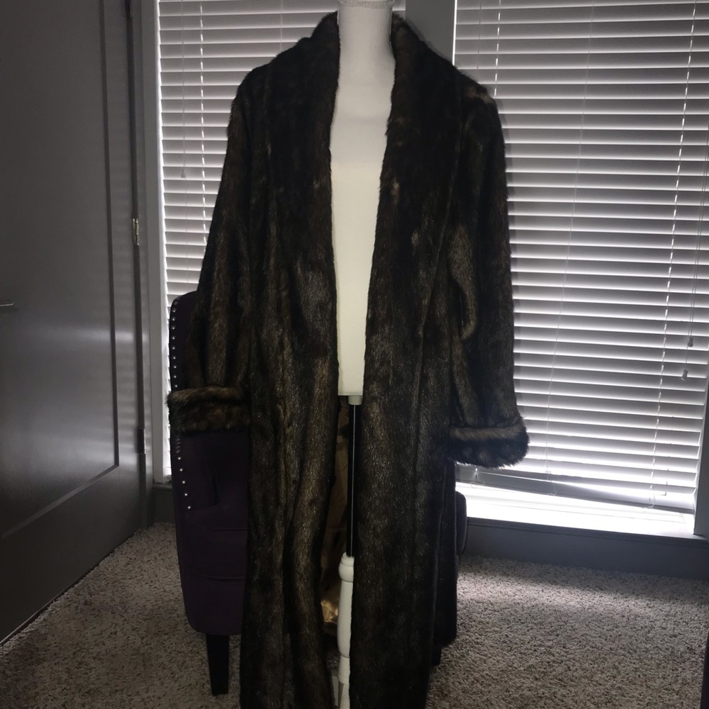 Dennis Basso Faux Fur fully lined coat